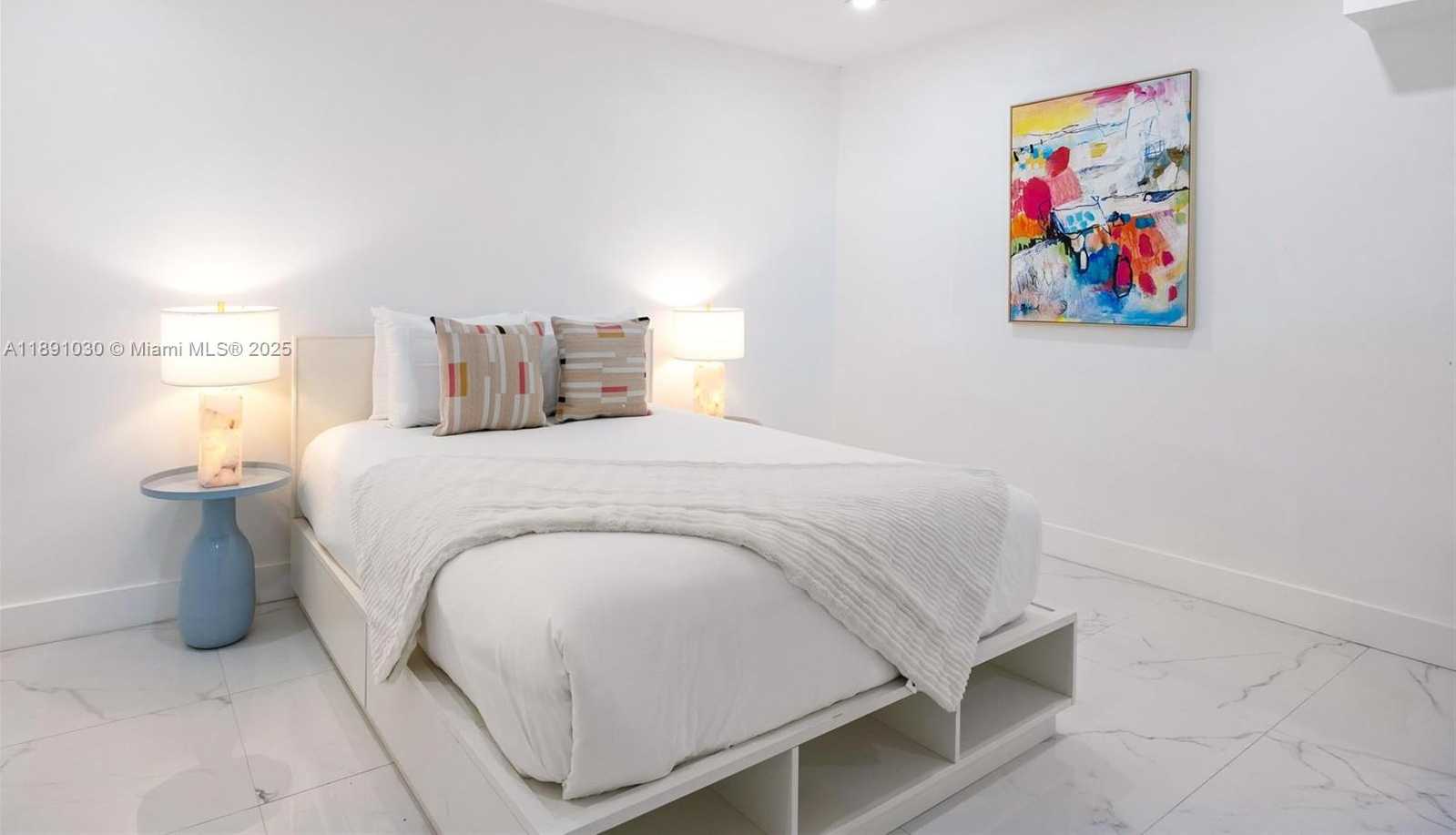 Small Image of 1651 SOUTH WEST 13TH AVE #na, Miami Number 45