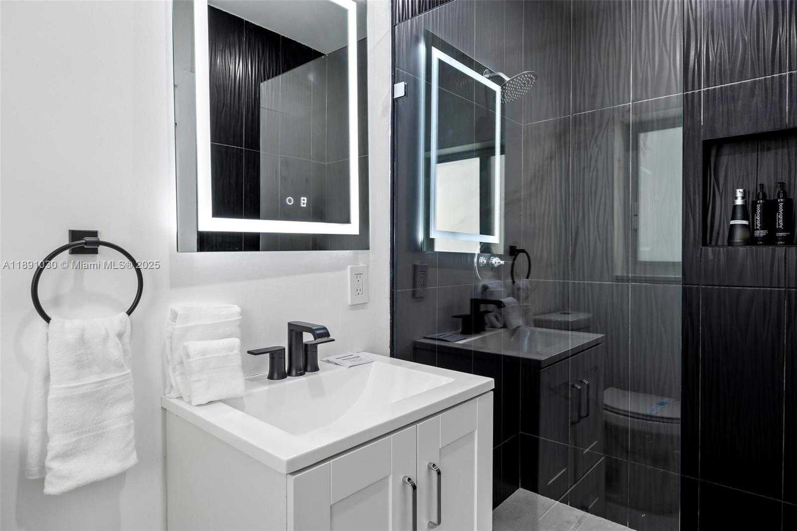 Small Image of 1651 SOUTH WEST 13TH AVE #na, Miami Number 55