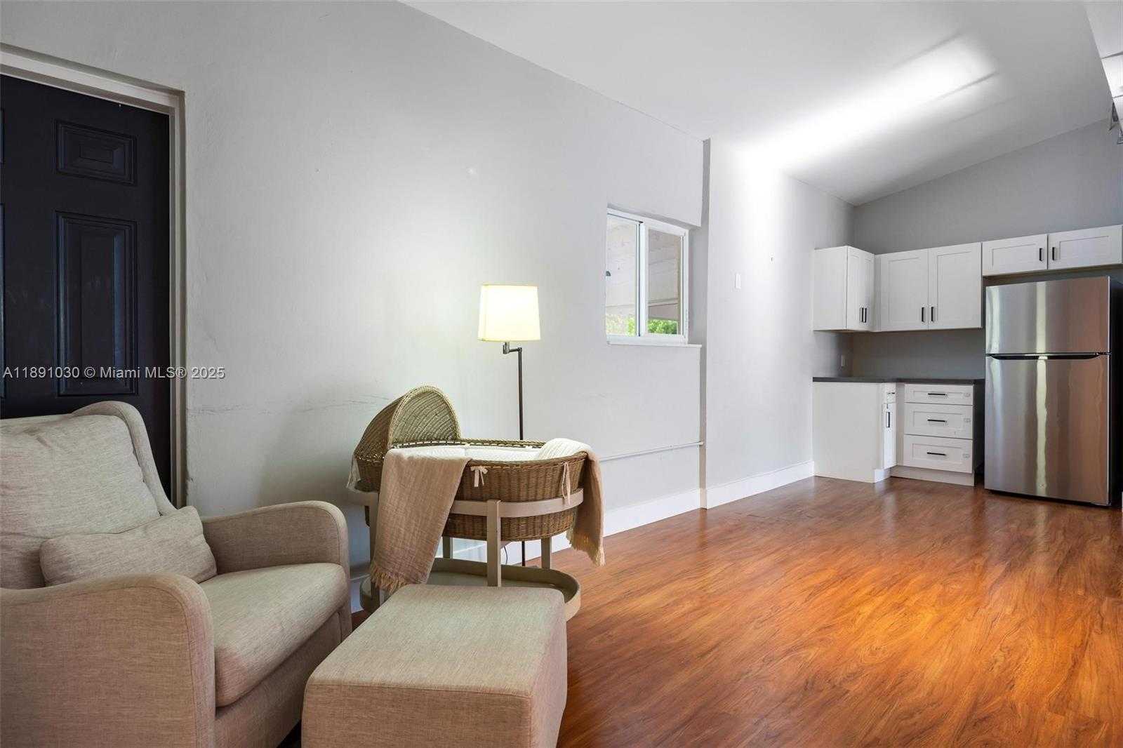 Small Image of 1651 SOUTH WEST 13TH AVE #na, Miami Number 62