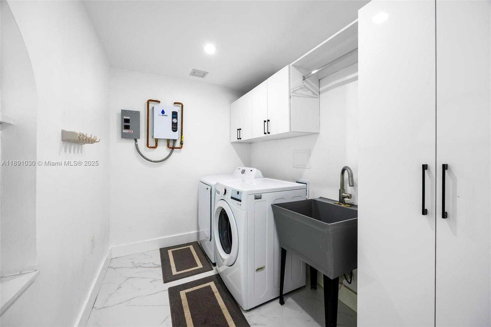 Small Image of 1651 SOUTH WEST 13TH AVE #na, Miami Number 69