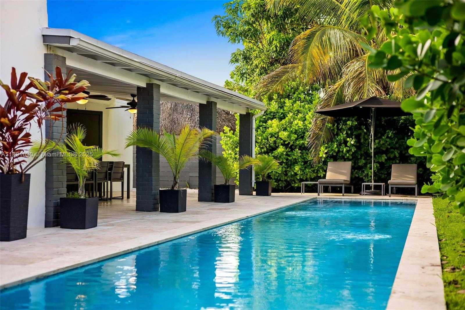 Small Image of 1651 SOUTH WEST 13TH AVE #na, Miami Number 76