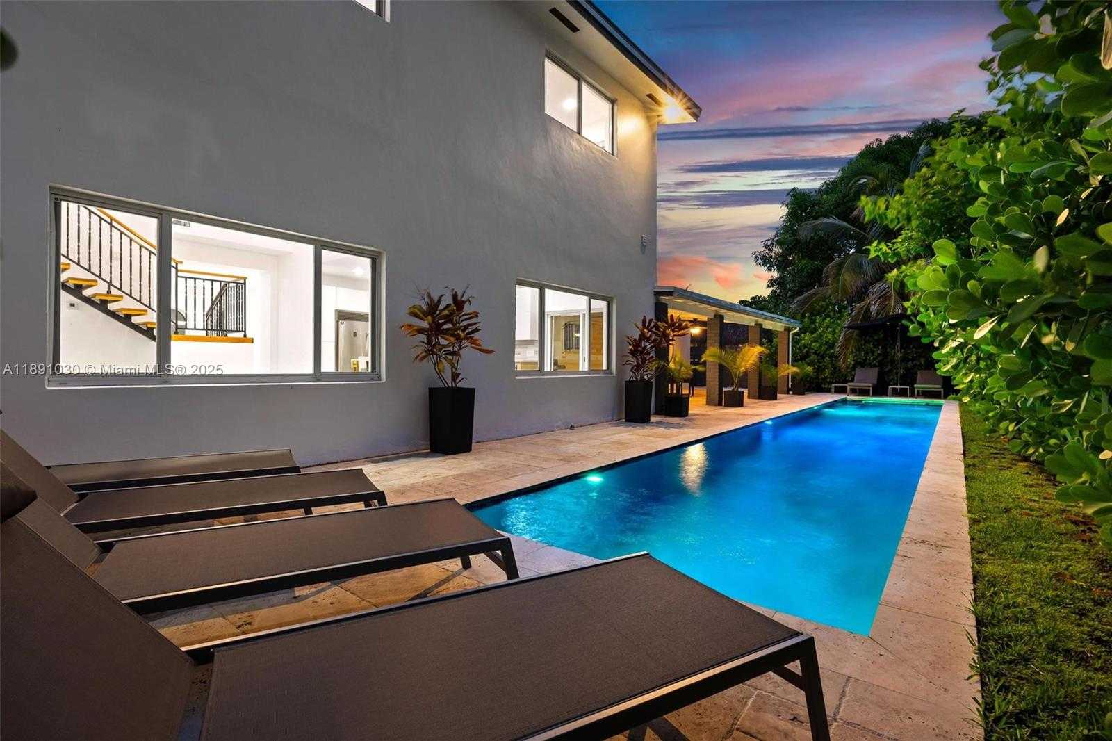 Small Image of 1651 SOUTH WEST 13TH AVE #na, Miami Number 80