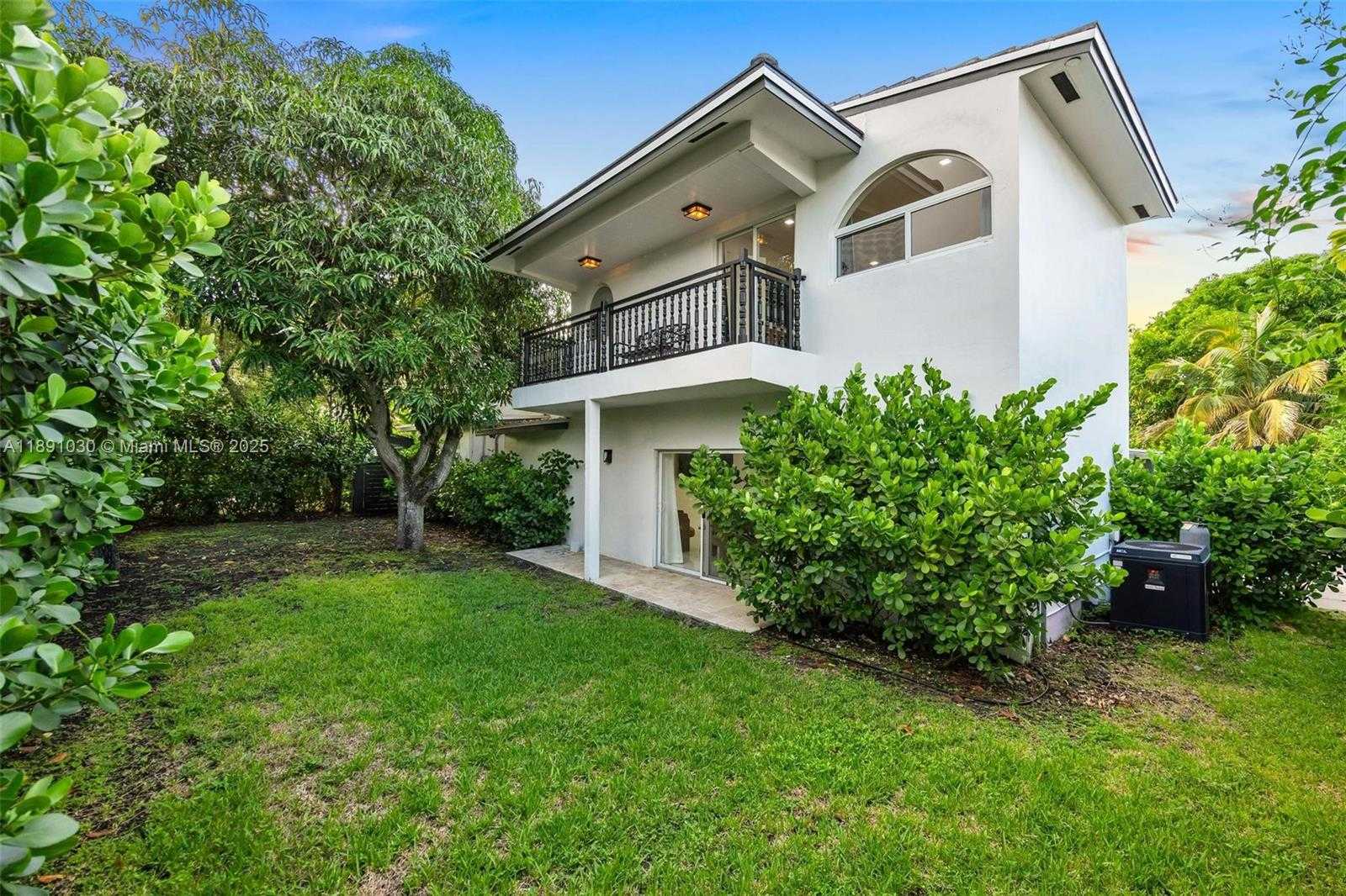 Small Image of 1651 SOUTH WEST 13TH AVE #na, Miami Number 85