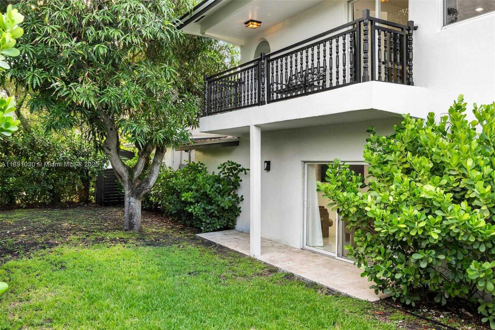 Small Image of 1651 SOUTH WEST 13TH AVE #na, Miami Number 86