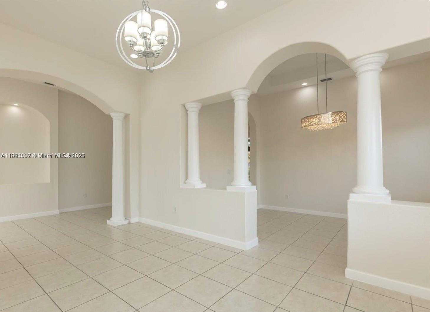 Small Image of 7635 SOUTH WEST 193RD LN #-, Cutler Bay Number 4
