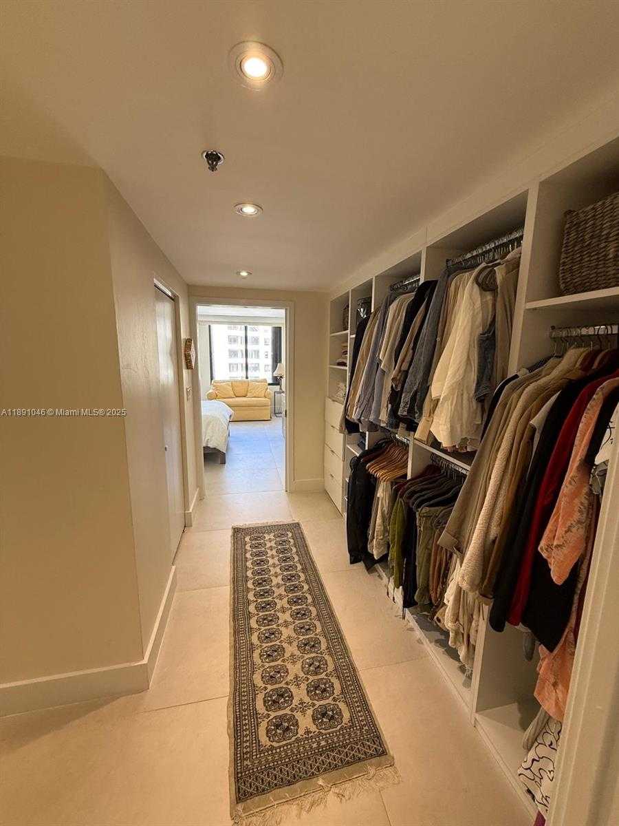 Small Image of 201 CRANDON BLVD #632, Key Biscayne Number 15