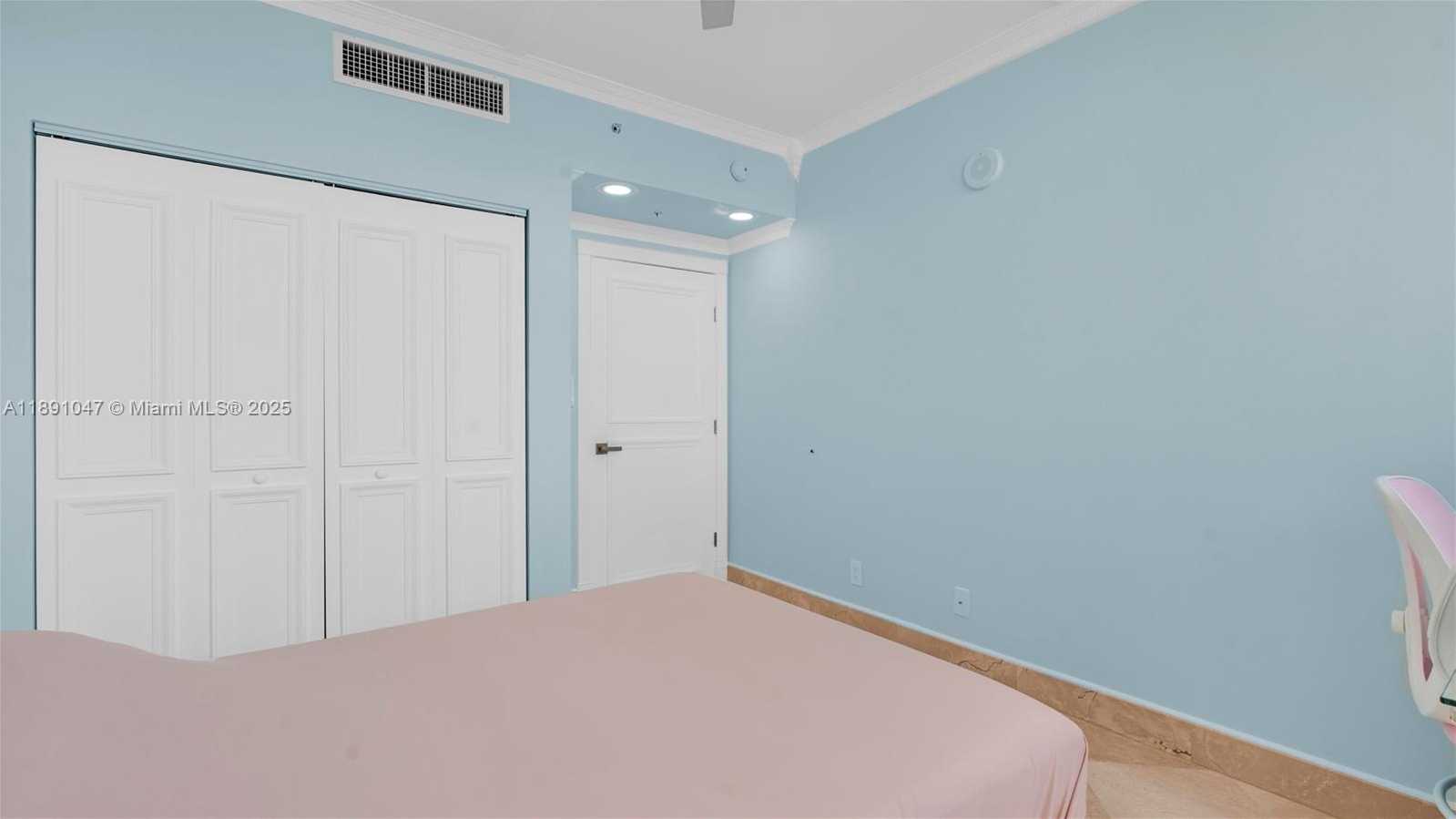 Small Image of 7929 WEST DR #1401, North Bay Village Number 32