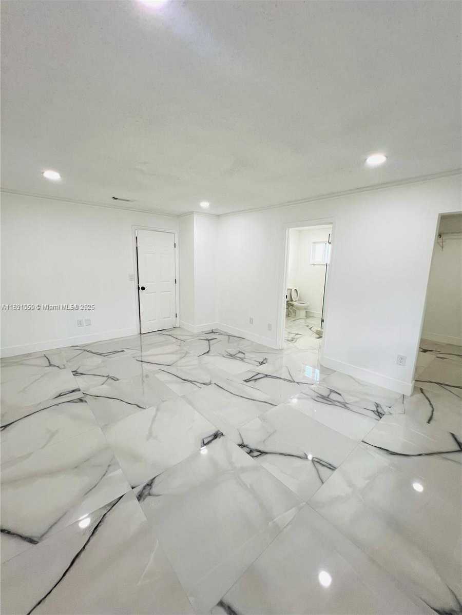 Small Image of 26205 SOUTH WEST 133RD CT, Homestead Number 13