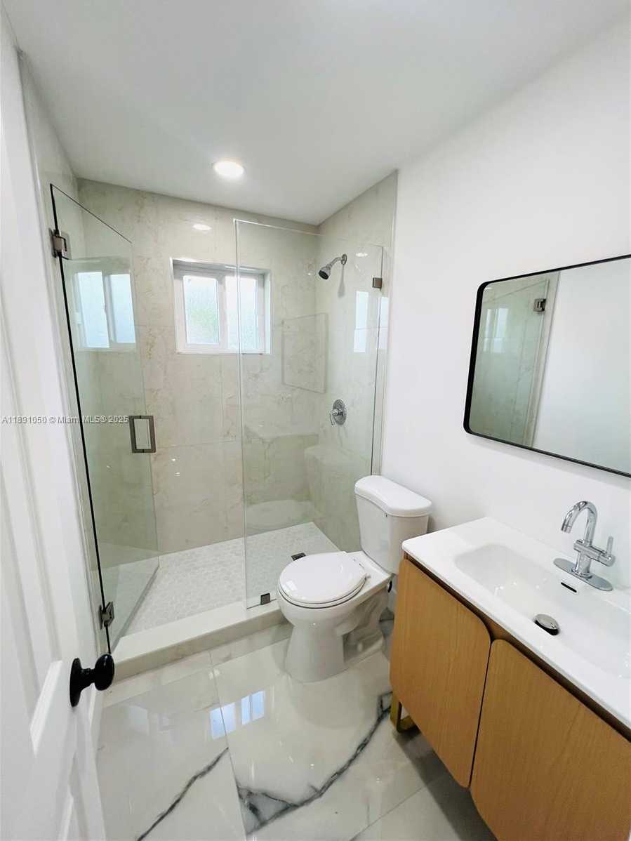 Small Image of 26205 SOUTH WEST 133RD CT, Homestead Number 14