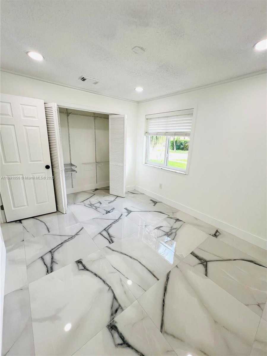 Small Image of 26205 SOUTH WEST 133RD CT, Homestead Number 15