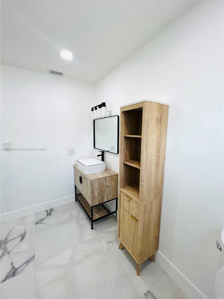 Small Image of 26205 SOUTH WEST 133RD CT, Homestead Number 20