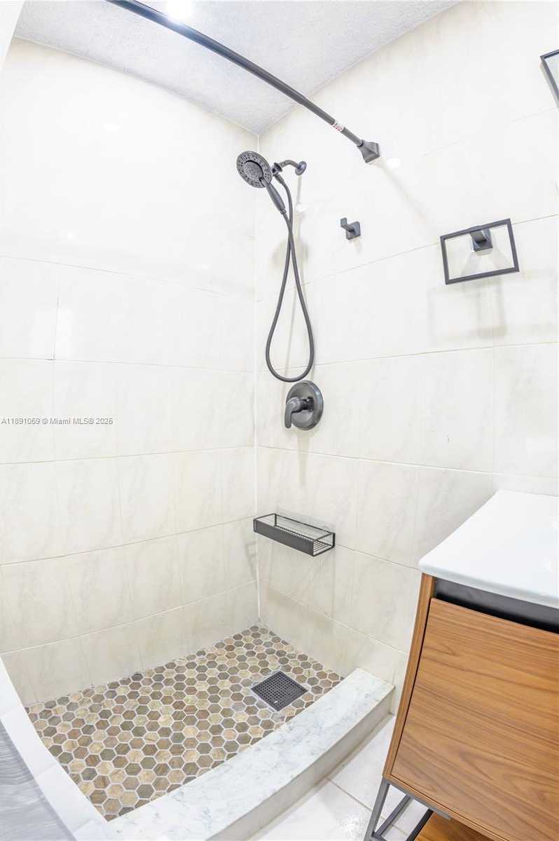Small Image of 314 SOUTH EAST 3RD ST #2, Dania Beach Number 18