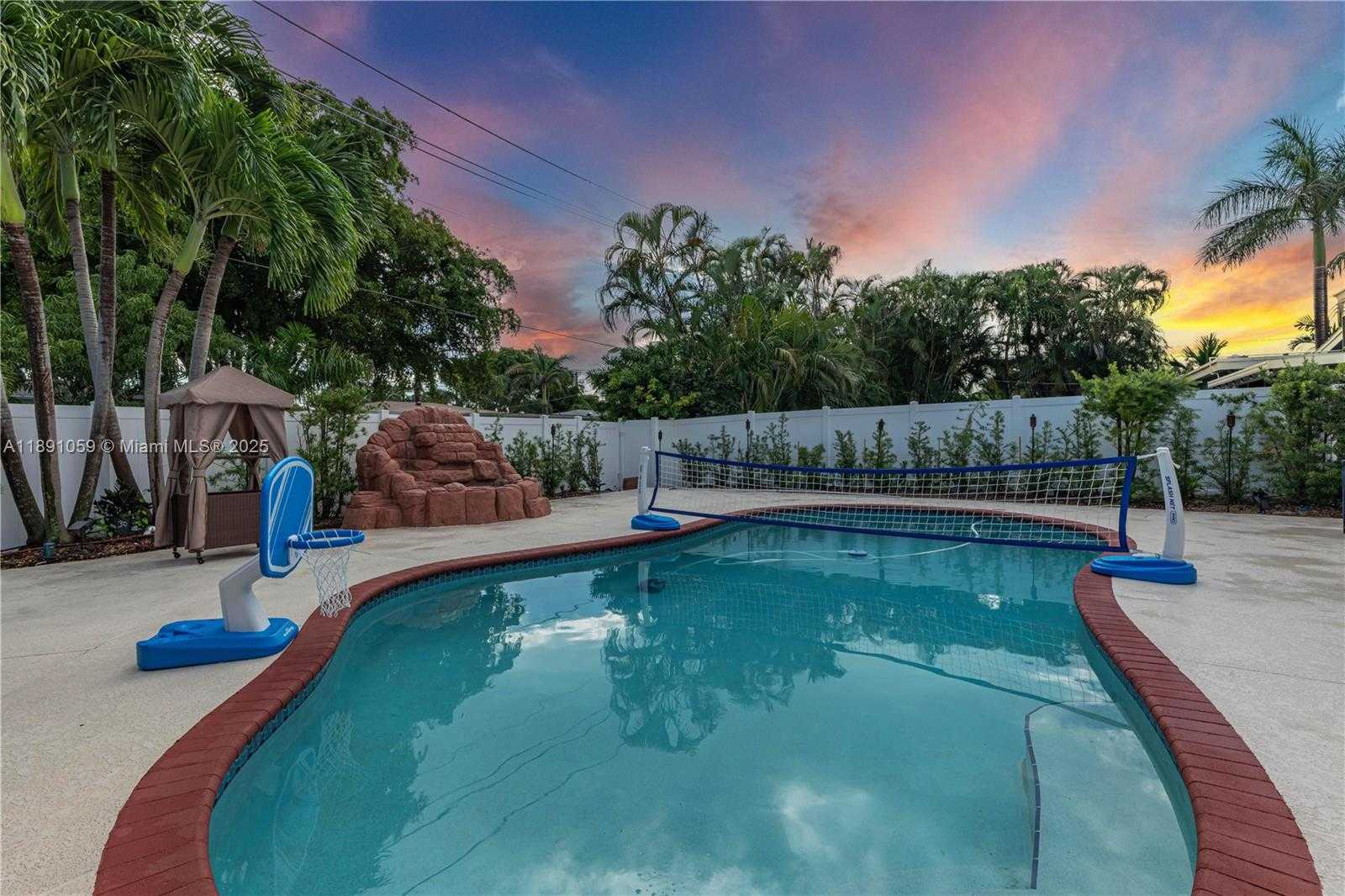 Small Image of 314 SOUTH EAST 3RD ST #2, Dania Beach Number 20