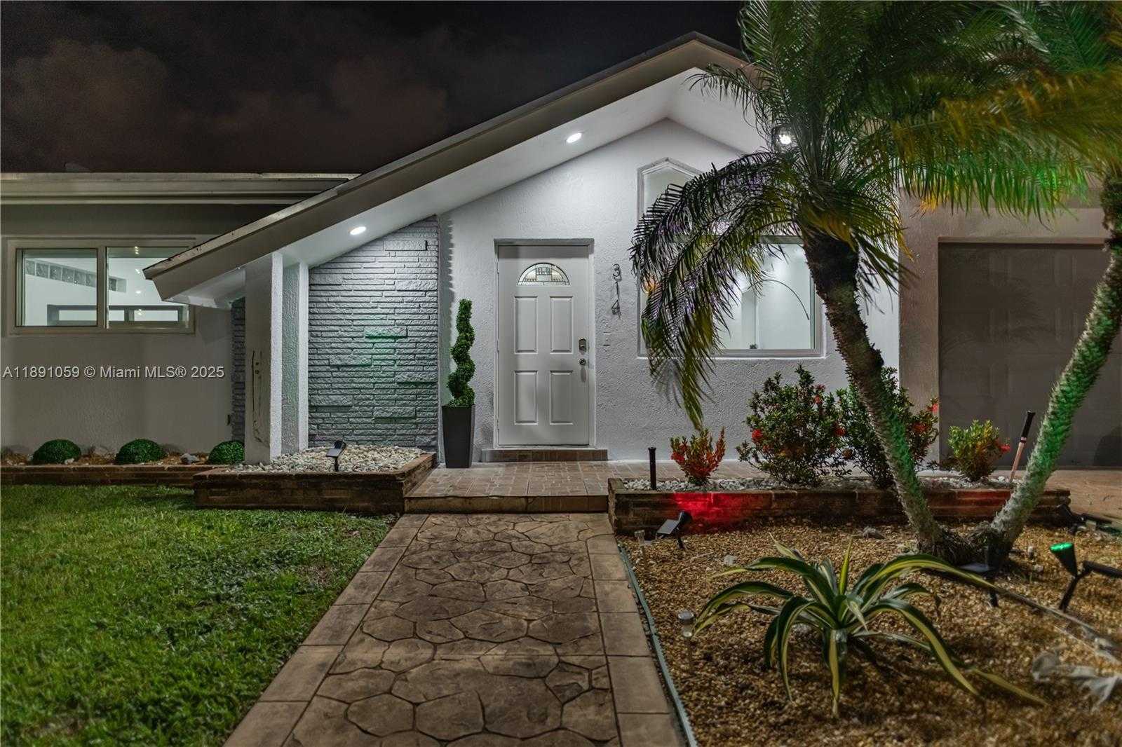 Small Image of 314 SOUTH EAST 3RD ST #2, Dania Beach Number 25