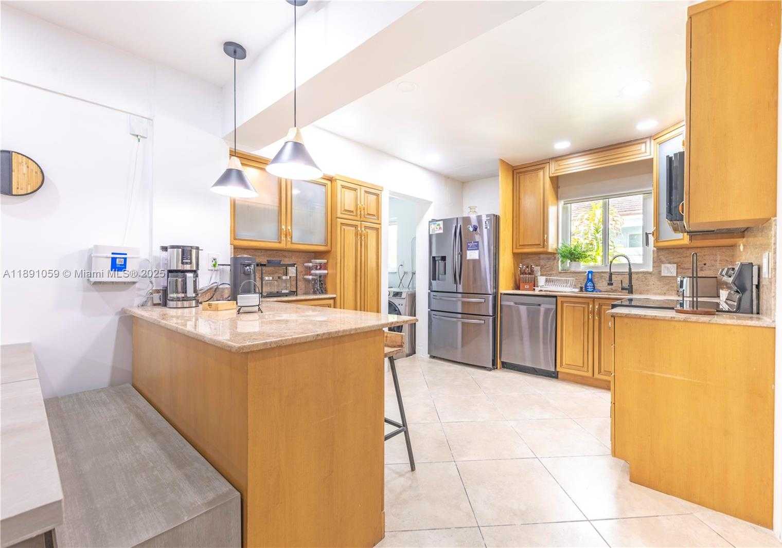 Small Image of 314 SOUTH EAST 3RD ST #2, Dania Beach Number 7