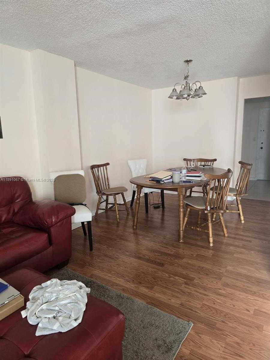 Small Image of 1833 SOUTH OCEAN DR #906, Hallandale Beach Number 38