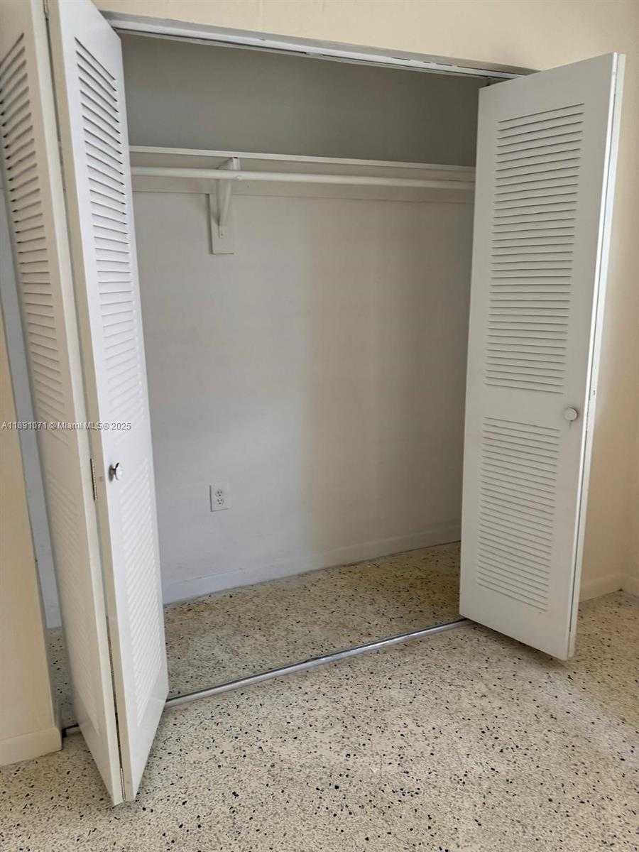Small Image of 3438 NORTH WEST 4TH ST, Miami Number 13