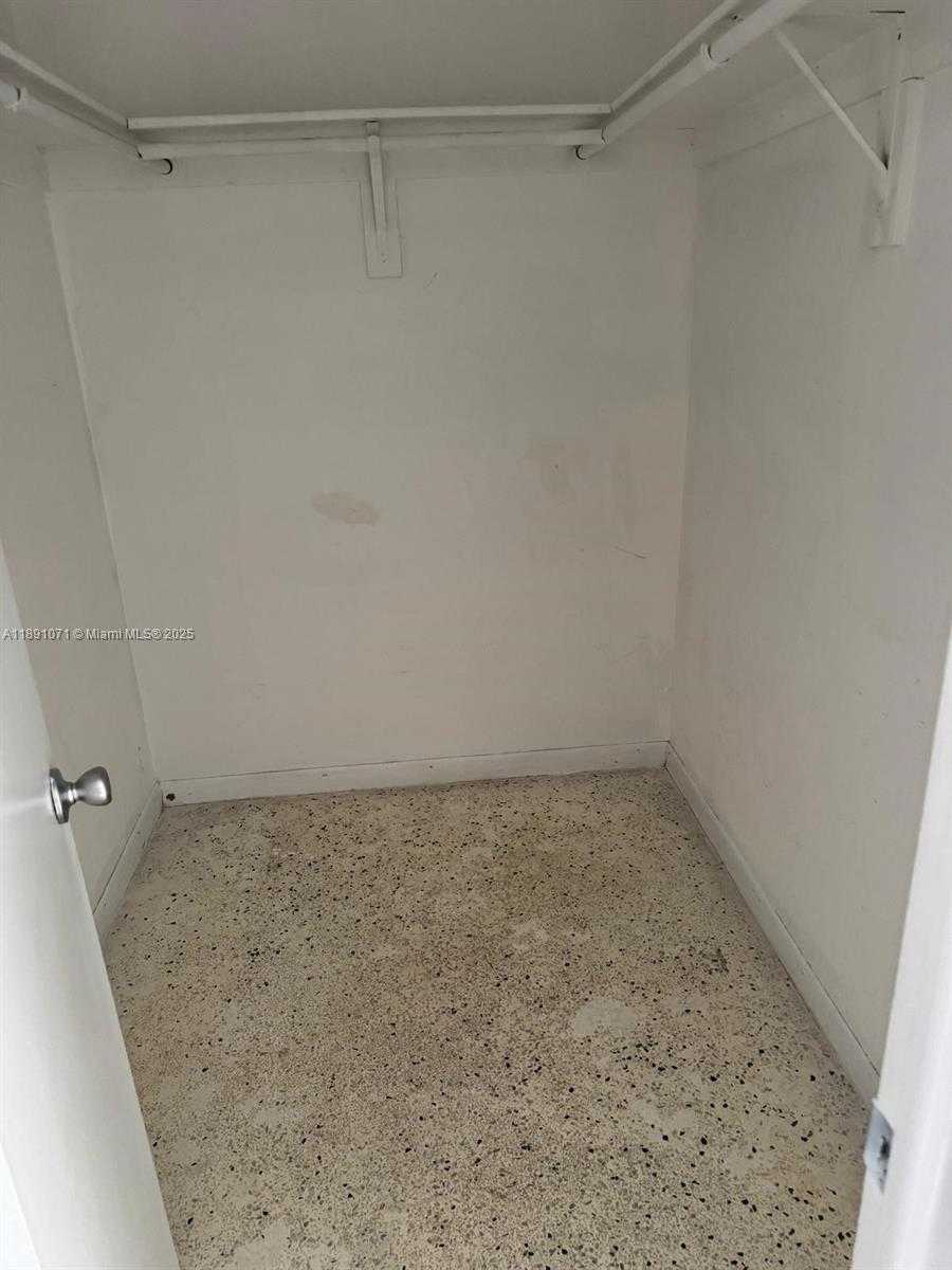Small Image of 3438 NORTH WEST 4TH ST, Miami Number 14