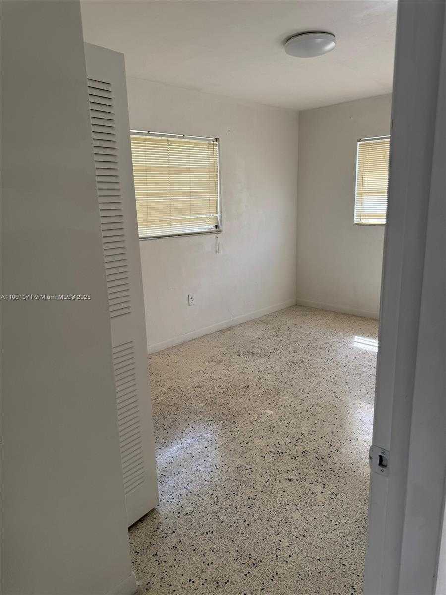 Small Image of 3438 NORTH WEST 4TH ST, Miami Number 20
