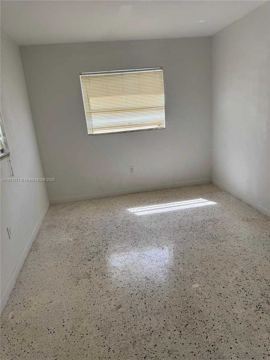 Small Image of 3438 NORTH WEST 4TH ST, Miami Number 23