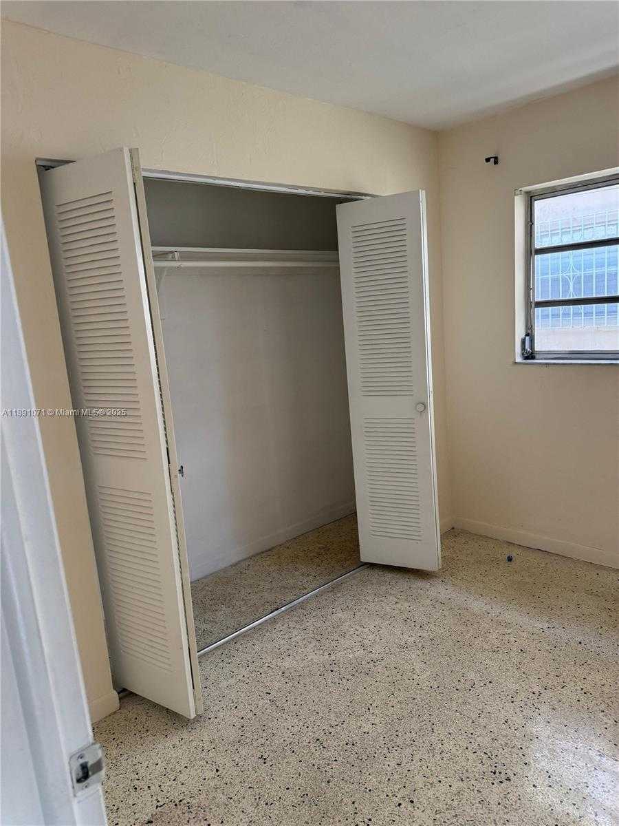 Small Image of 3438 NORTH WEST 4TH ST, Miami Number 8
