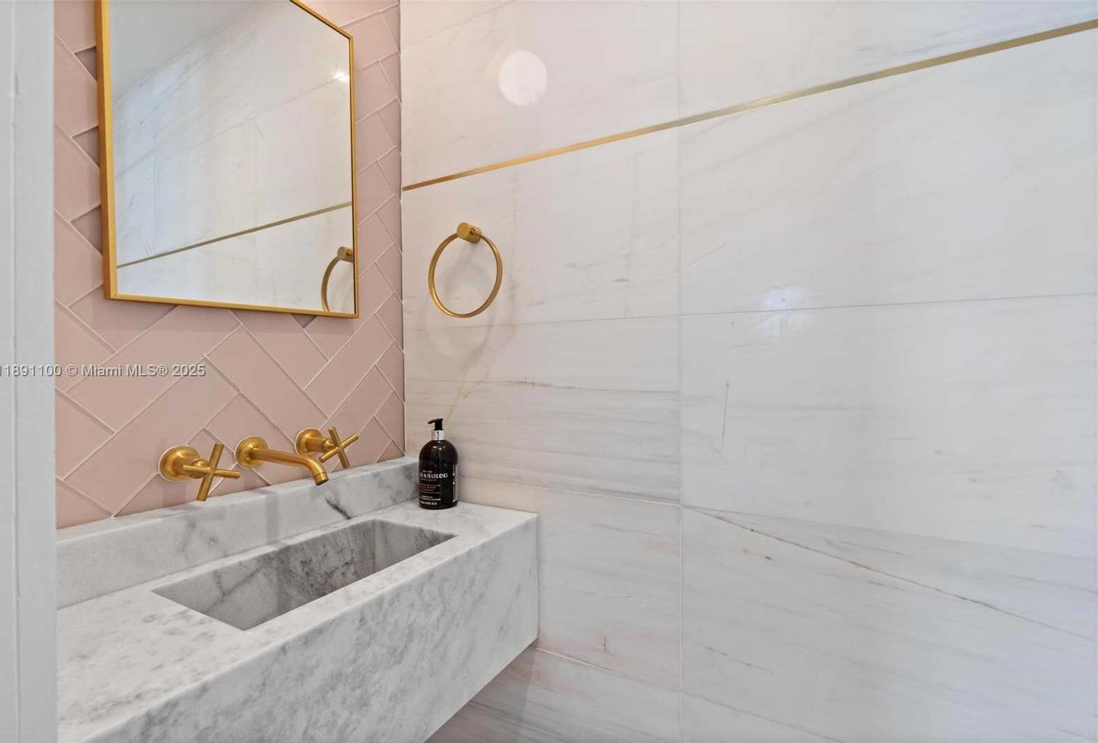 Small Image of 1005 8TH ST #PH 4, Miami Beach Number 15