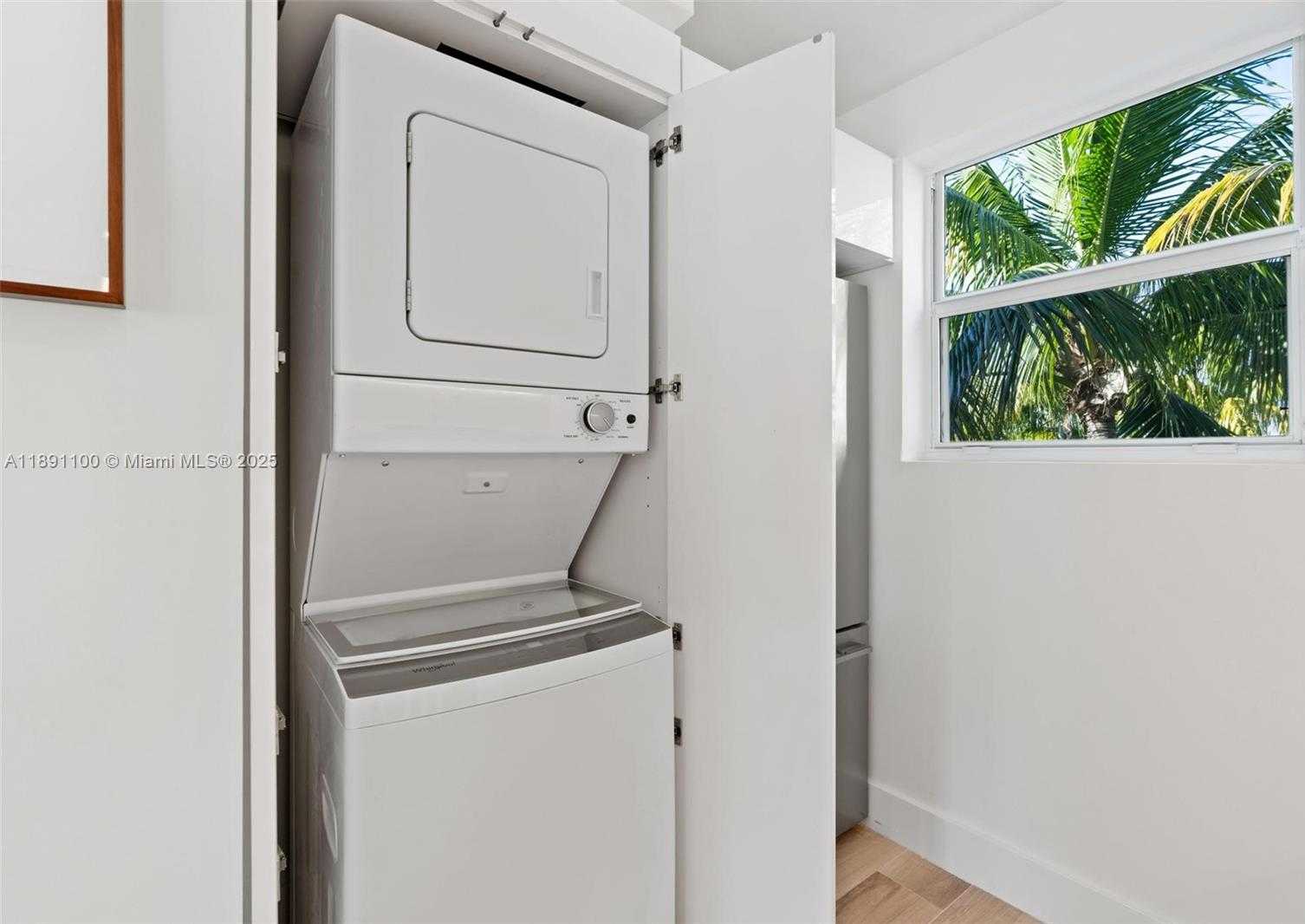 Small Image of 1005 8TH ST #PH 4, Miami Beach Number 17