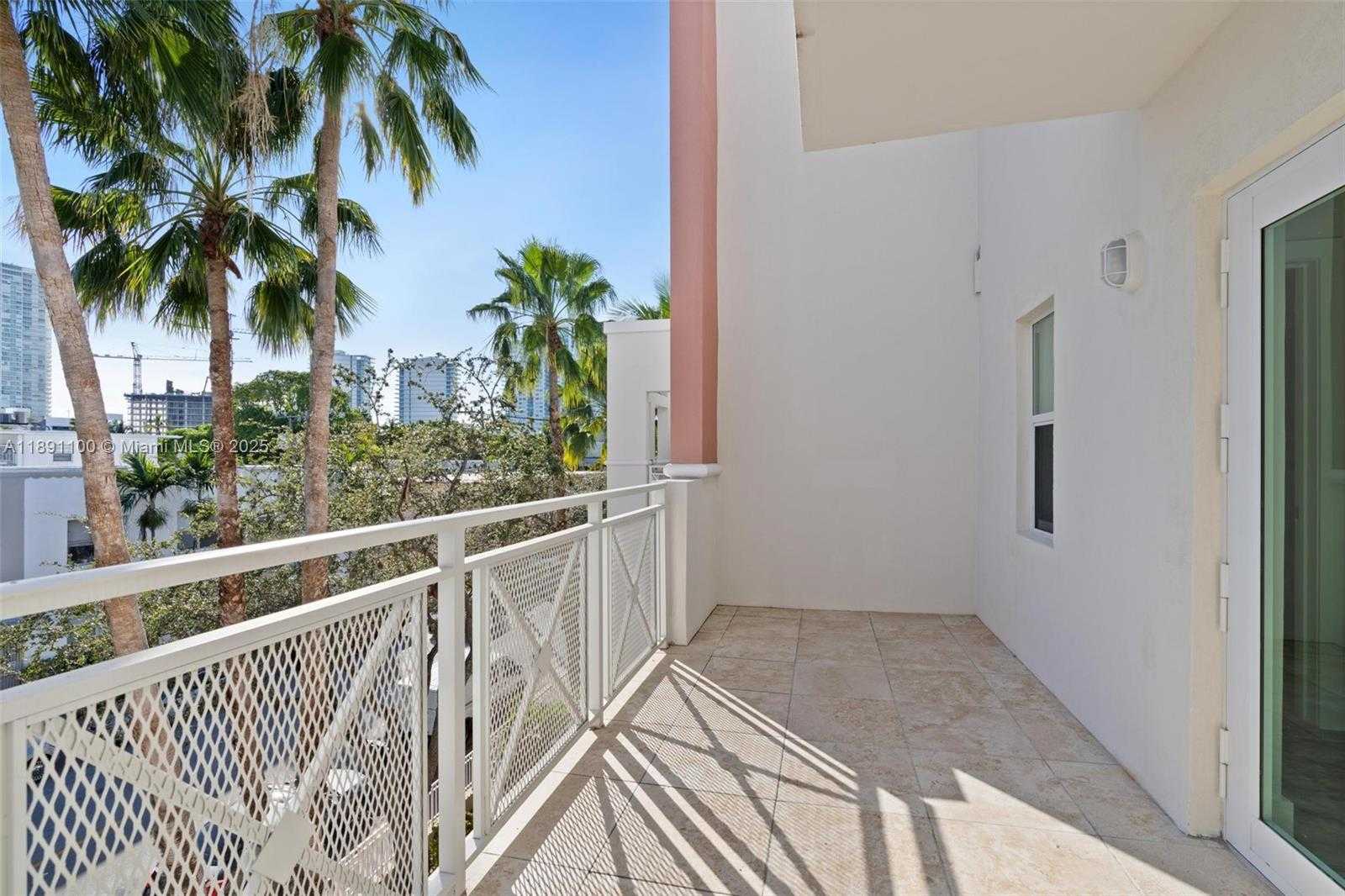 Small Image of 1005 8TH ST #PH 4, Miami Beach Number 26