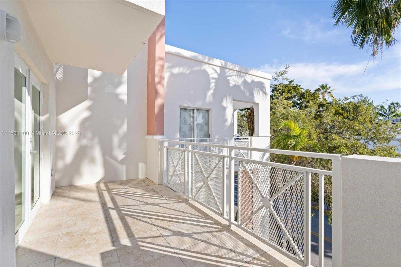 Small Image of 1005 8TH ST #PH 4, Miami Beach Number 27