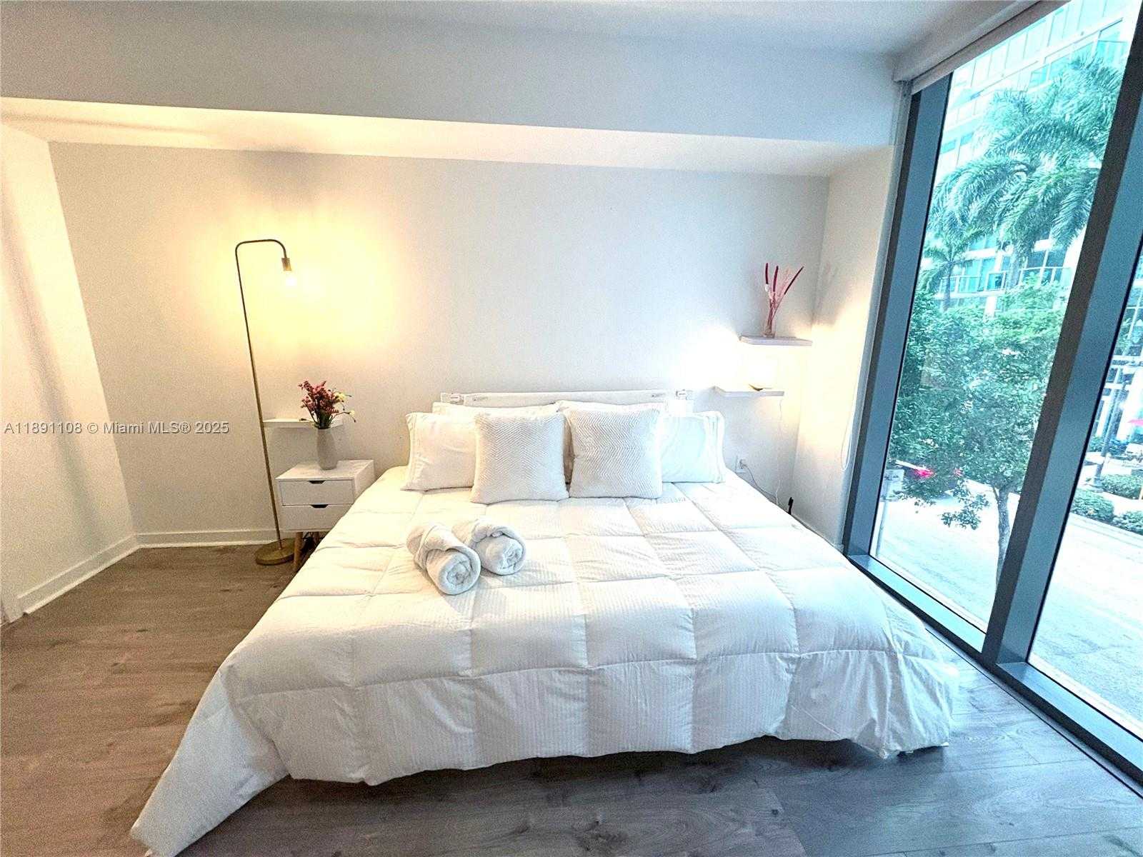 Small Image of 31 SOUTH EAST 6TH ST #308, Miami Number 10