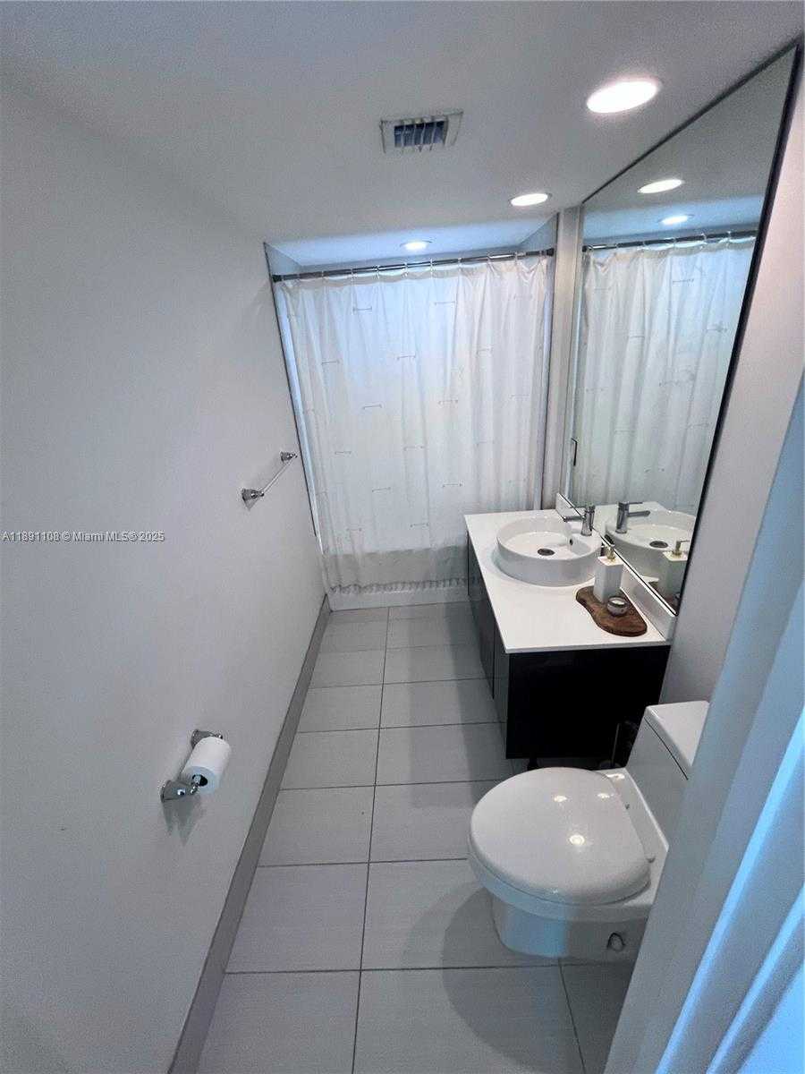 Small Image of 31 SOUTH EAST 6TH ST #308, Miami Number 11