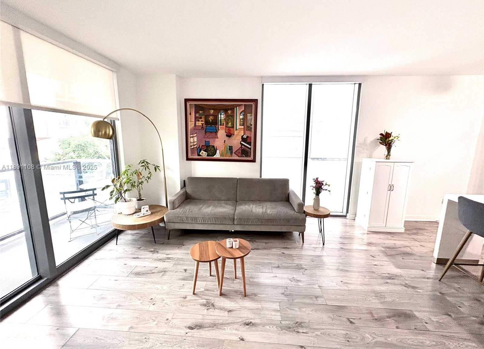 Small Image of 31 SOUTH EAST 6TH ST #308, Miami Number 3