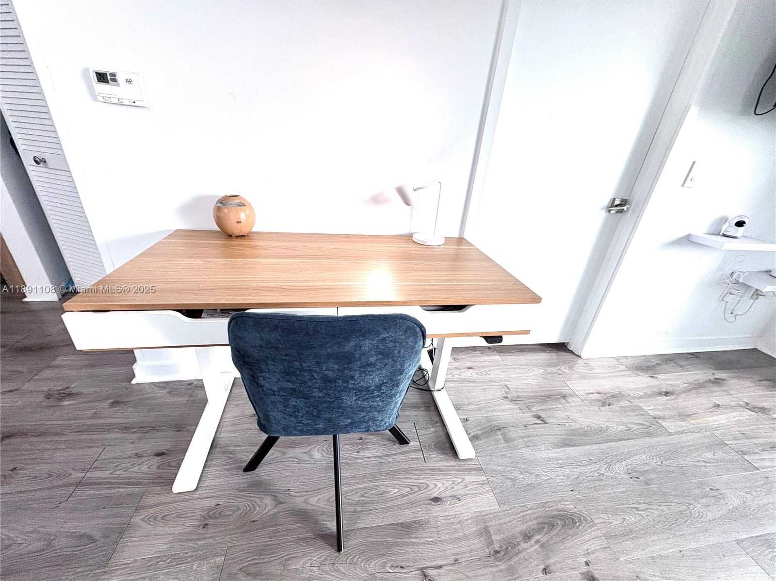 Small Image of 31 SOUTH EAST 6TH ST #308, Miami Number 6