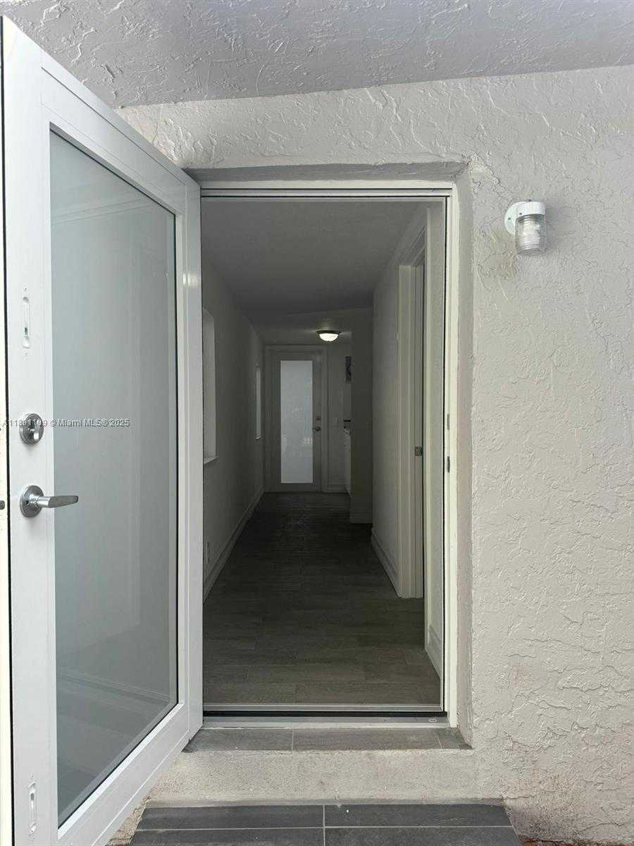 Small Image of 858 NORTH WEST 29TH TER, Miami Number 2