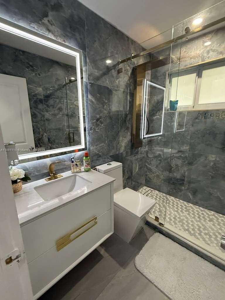 Small Image of 17881 SOUTH WEST 113TH CT, Miami Number 22