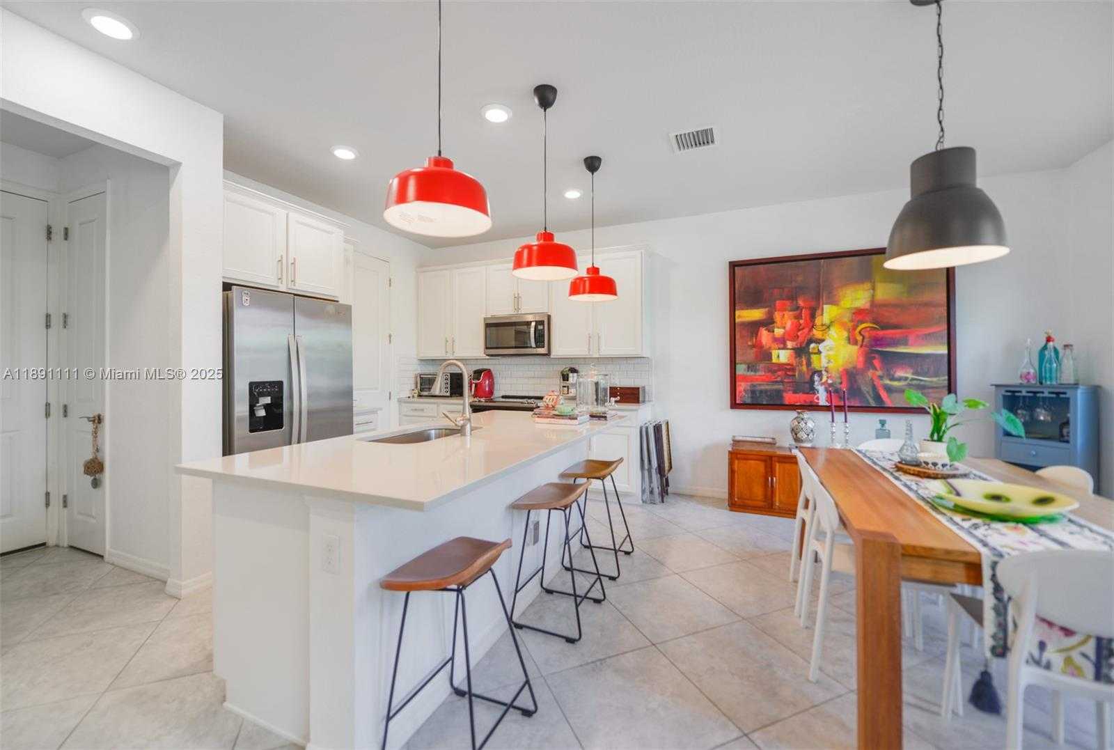 Small Image of 4735 EUCALYPTUS DR, Hollywood Number 10