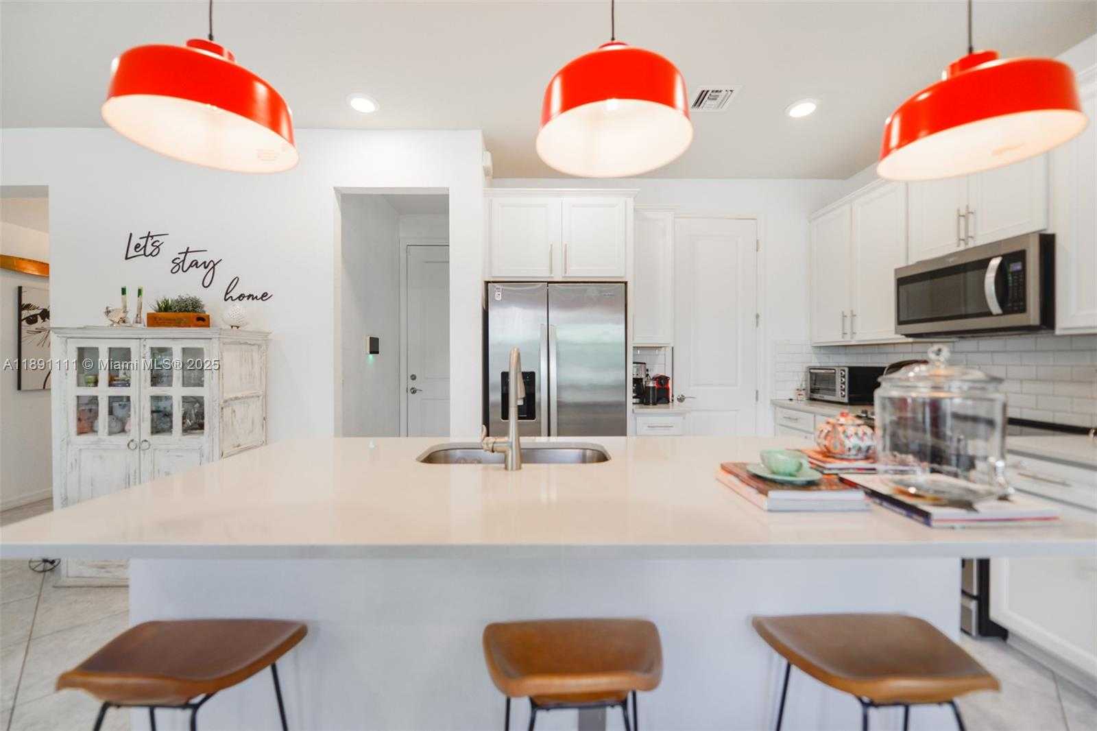 Small Image of 4735 EUCALYPTUS DR, Hollywood Number 11