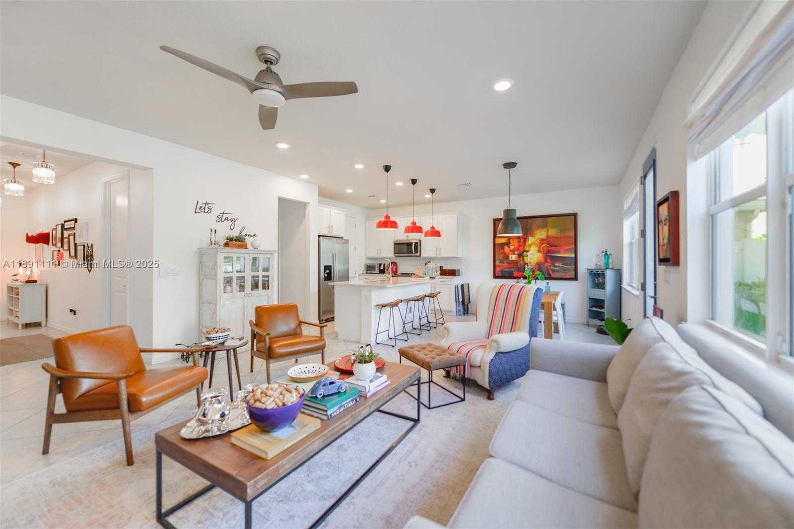 Small Image of 4735 EUCALYPTUS DR, Hollywood Number 6