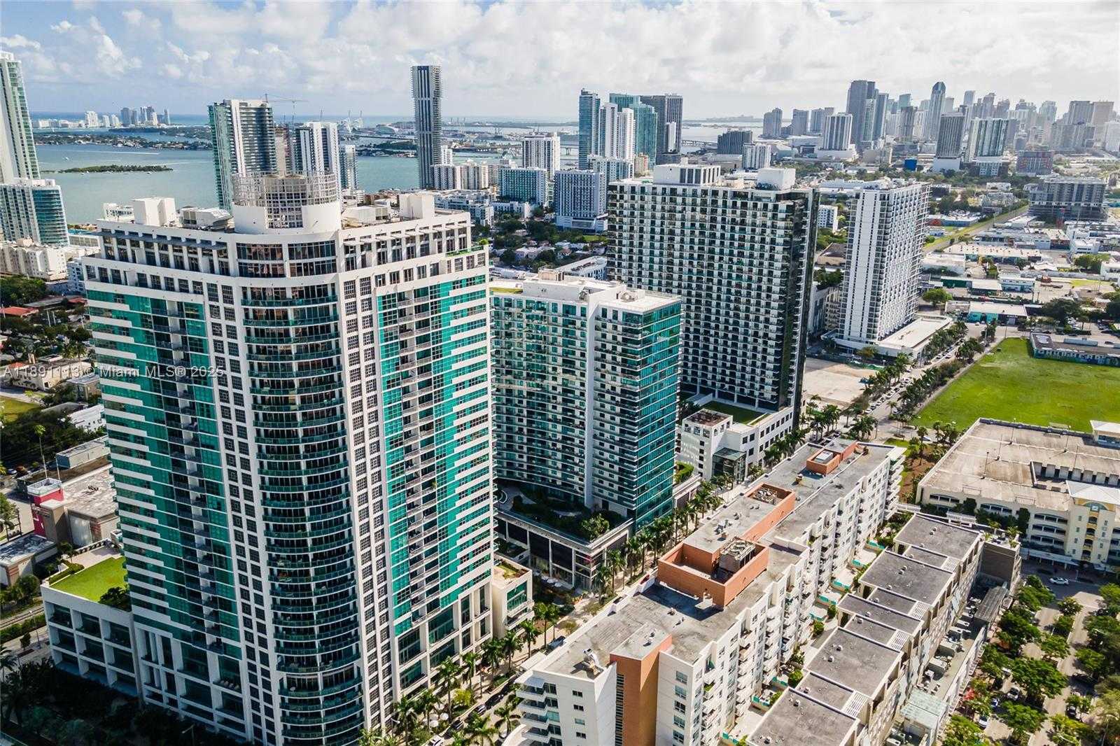 Small Image of 3301 NORTH EAST 1ST AVE #H1801, Miami Number 14