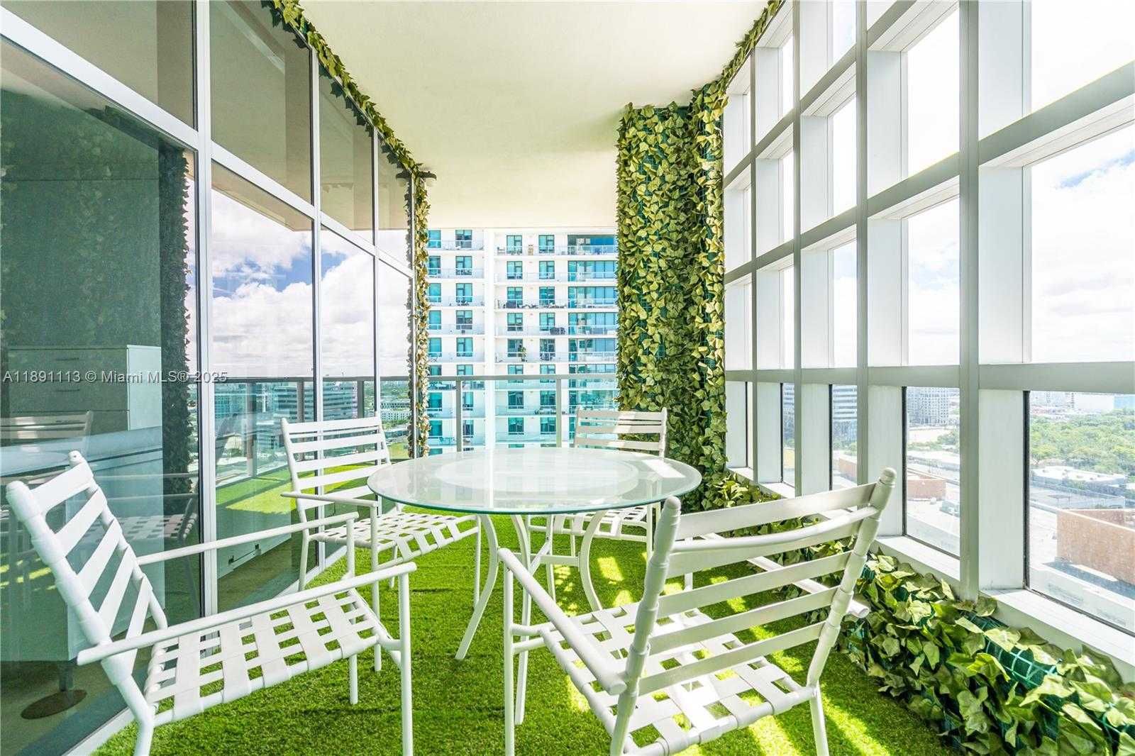 Small Image of 3301 NORTH EAST 1ST AVE #H1801, Miami Number 2