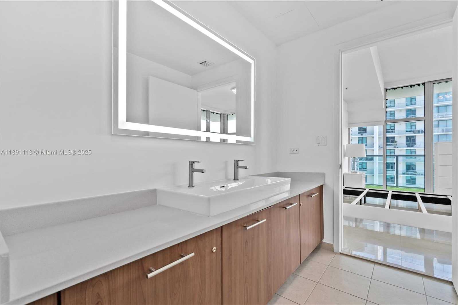 Small Image of 3301 NORTH EAST 1ST AVE #H1801, Miami Number 29