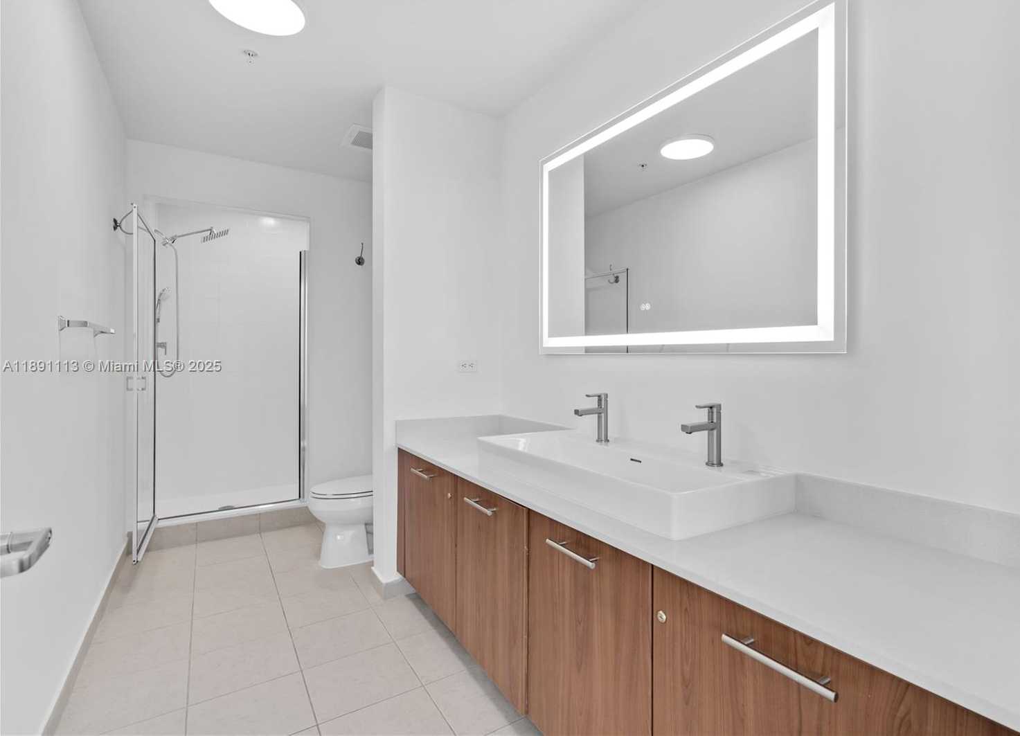 Small Image of 3301 NORTH EAST 1ST AVE #H1801, Miami Number 6