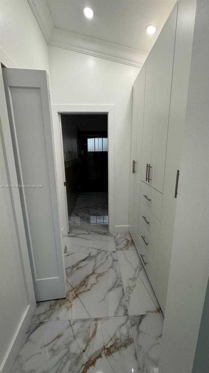 Small Image of 11500 SOUTH WEST 153RD AVE #11500, Miami Number 12