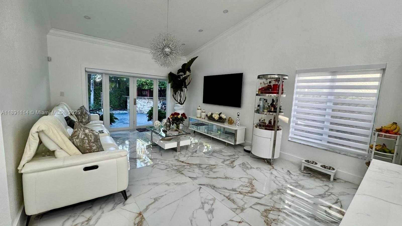 Small Image of 11500 SOUTH WEST 153RD AVE #11500, Miami Number 2