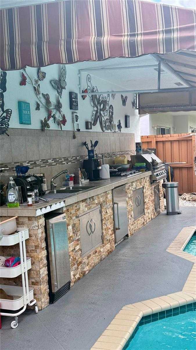 Small Image of 11500 SOUTH WEST 153RD AVE #11500, Miami Number 25
