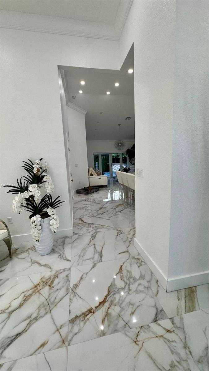 Small Image of 11500 SOUTH WEST 153RD AVE #11500, Miami Number 9