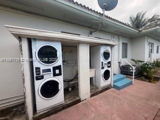Small Image of 2208 BAY DR #8, Miami Beach Number 11