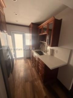 Small Image of 2208 BAY DR #8, Miami Beach Number 4