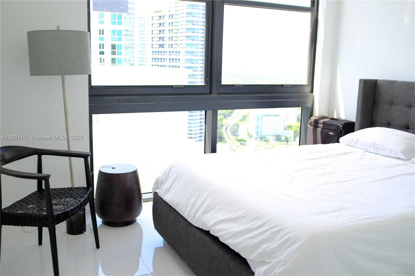 Small Image of 1010 BRICKELL AVE #4205, Miami Number 10
