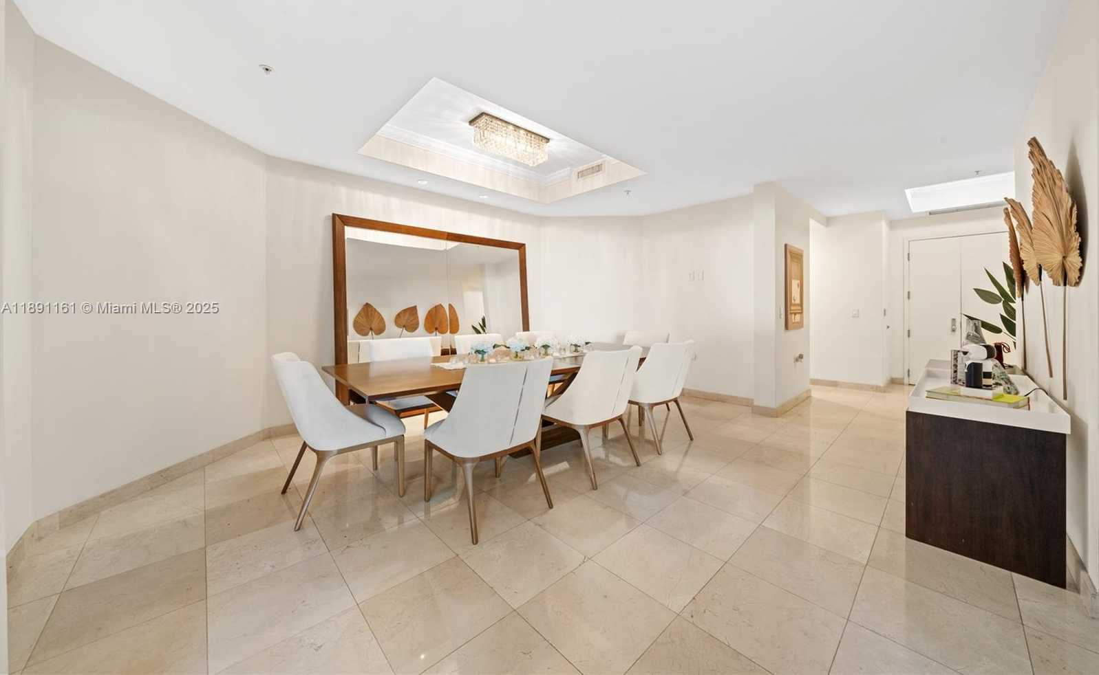 Small Image of 848 BRICKELL KEY DR #201, Miami Number 8